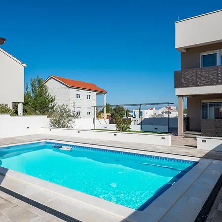 Σπίτι διακοπών Family Friendly House With A Swimming Pool Zaton, Zadar - 24013 *